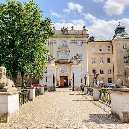 Hotel Zamek Krolewski W Rydzynie Rydzyna Exterior foto